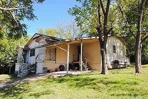 2nd image of 317 & 319 N Lucille St