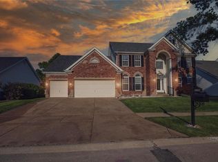 5062 Southridge Park Dr, Saint Louis, MO