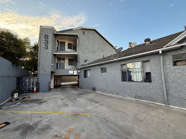 833 N Normandie Ave #8AA — Photo 8