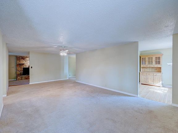 5th image of 3 Oakwood Ln