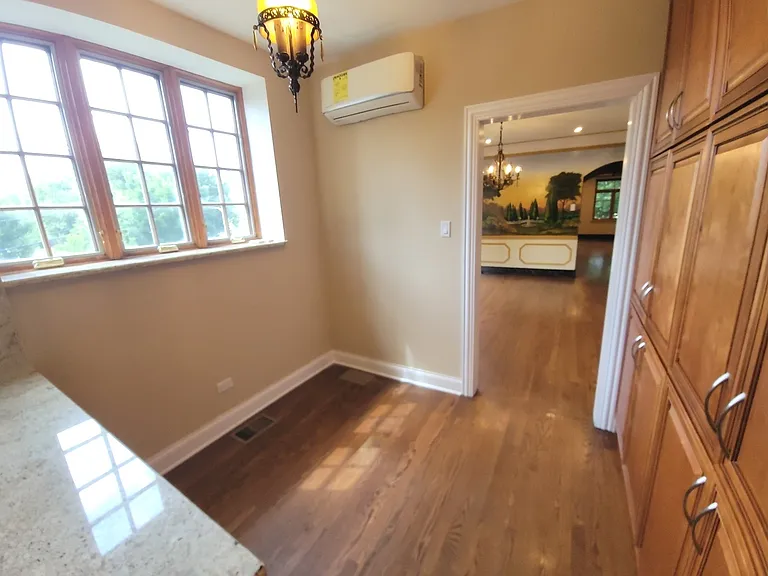 2151 W Granville Ave #1 — Photo 6