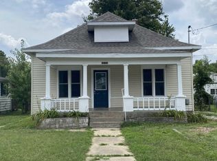 1820 W Atlantic St, Springfield, MO 65803