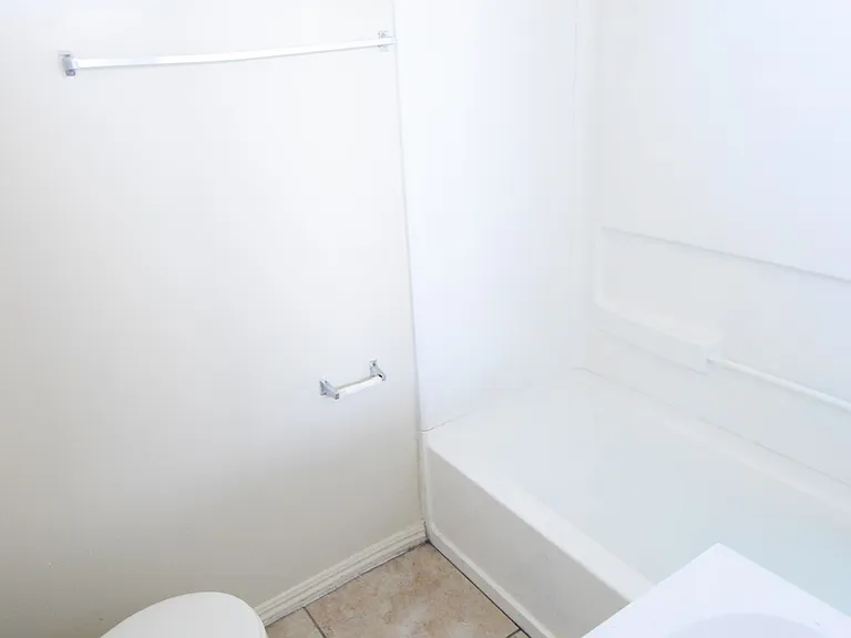 2618 Ellendale Pl. — Photo 50