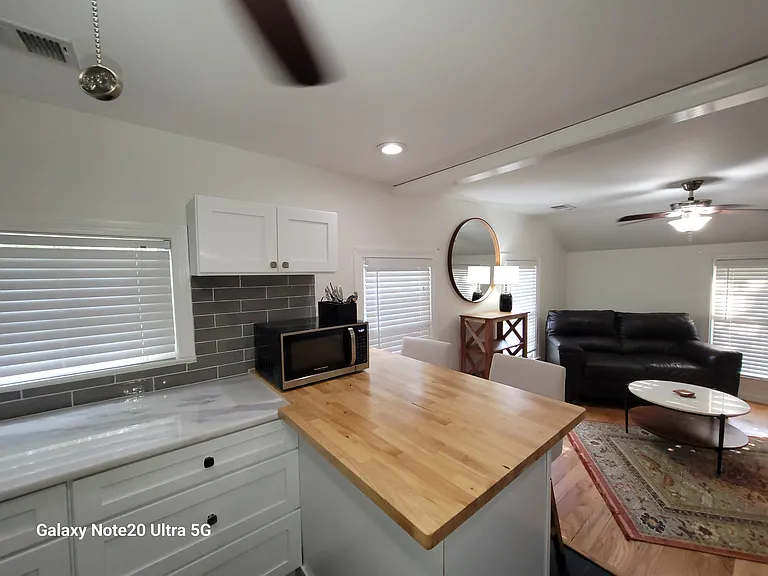 2107 Madison Ave — Photo 11