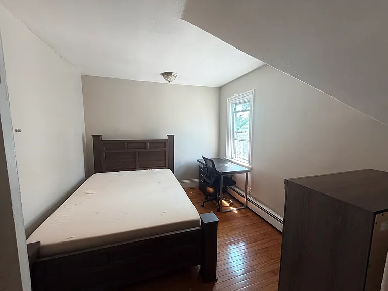 61 E Manning St #3 — Photo 6