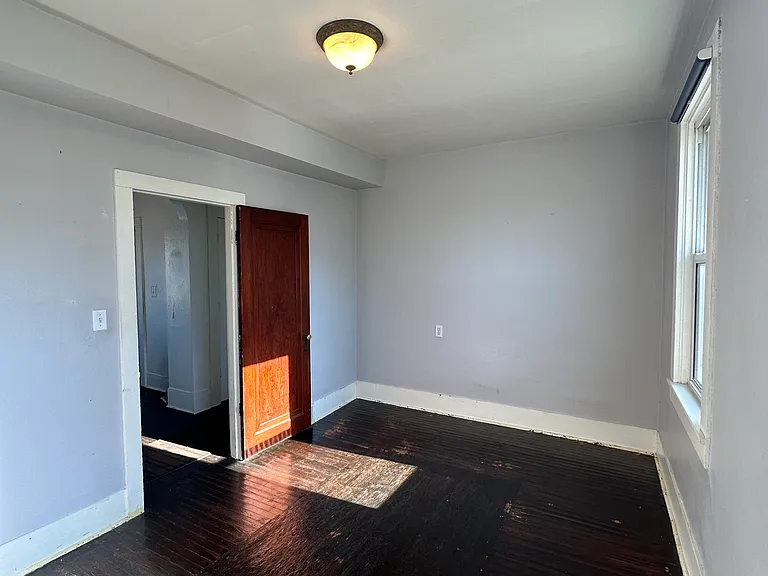 501 S Washington St #1 — Photo 11