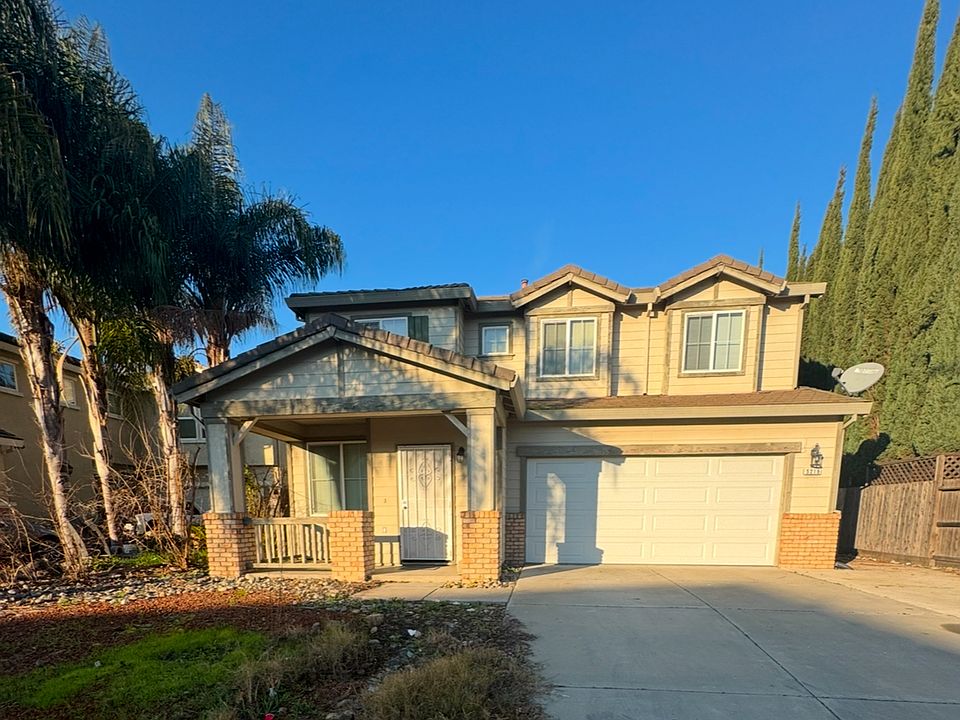 1st image of 5219 Strawberry Way