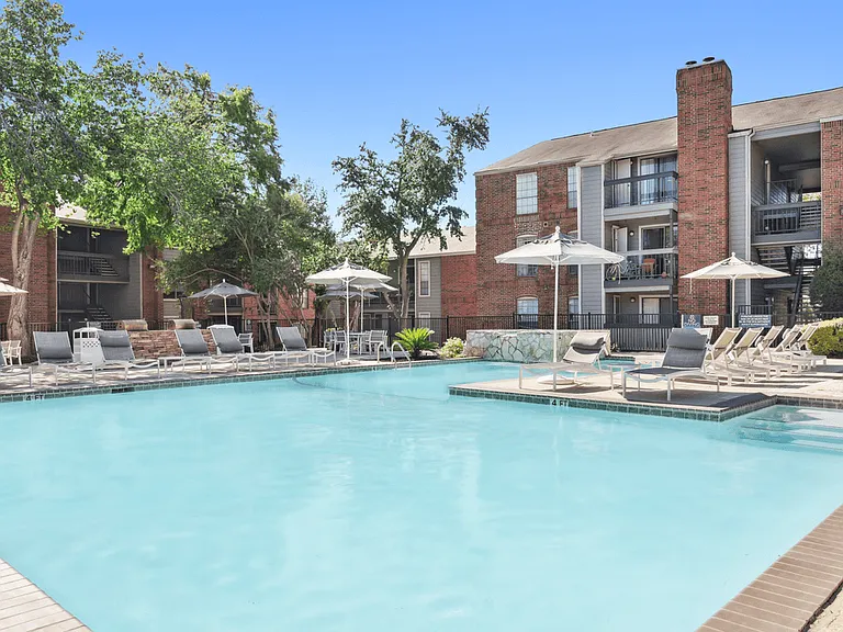 Landmark at Prescott Woods Apartment Homes — Photo 5