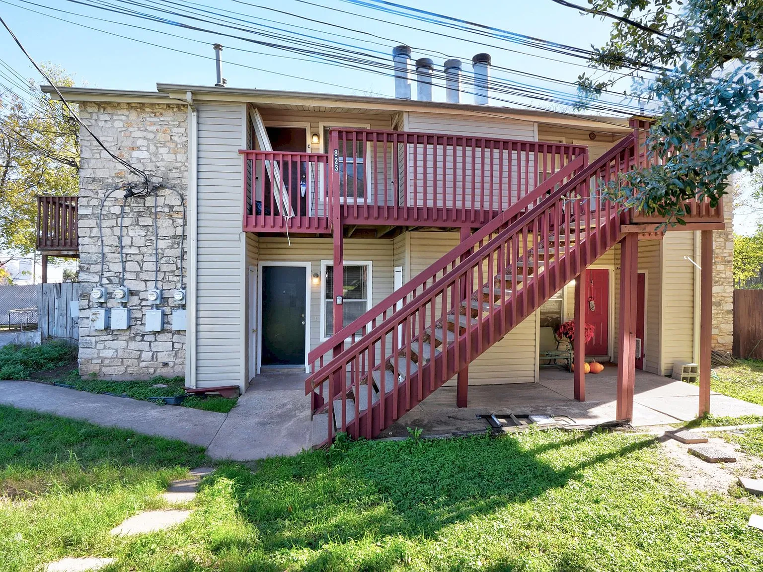 823 Taulbee Ln #B Prime Crestview Spot with Easy Access to Freeway Triangle — Photo 2