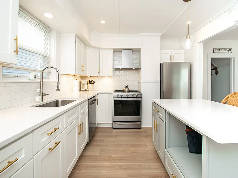33 Slocum St — Photo 11