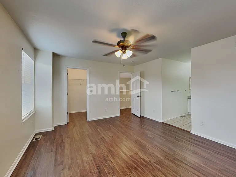 1088 Oriole Cir — Photo 12