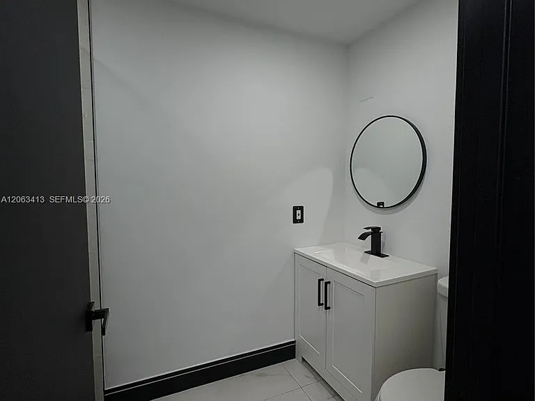 1705 SW 100th Ave #1-2 — Photo 24