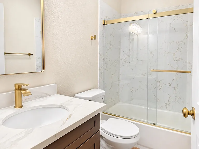 4415 E Hildreth Ln — Photo 10