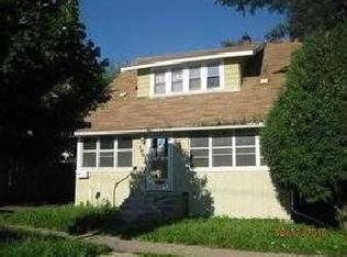 549 Stryker Ave, Saint Paul, MN 55107