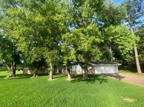 286 Riverview Dr, Natchez, LA 71456