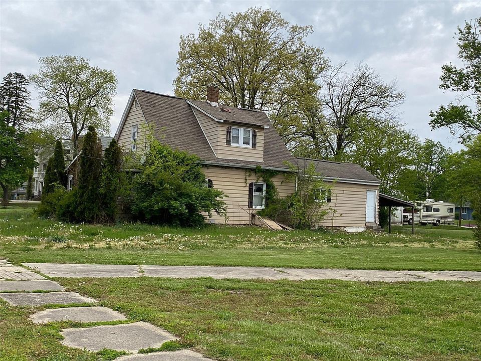 315 W Wood St, Hillsboro, IL 62049 Zillow
