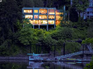 11000 S Riverwood Rd, Portland, OR 97219