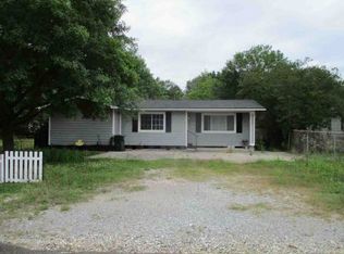 2245 Granger Dr, Bridge City, TX 77611