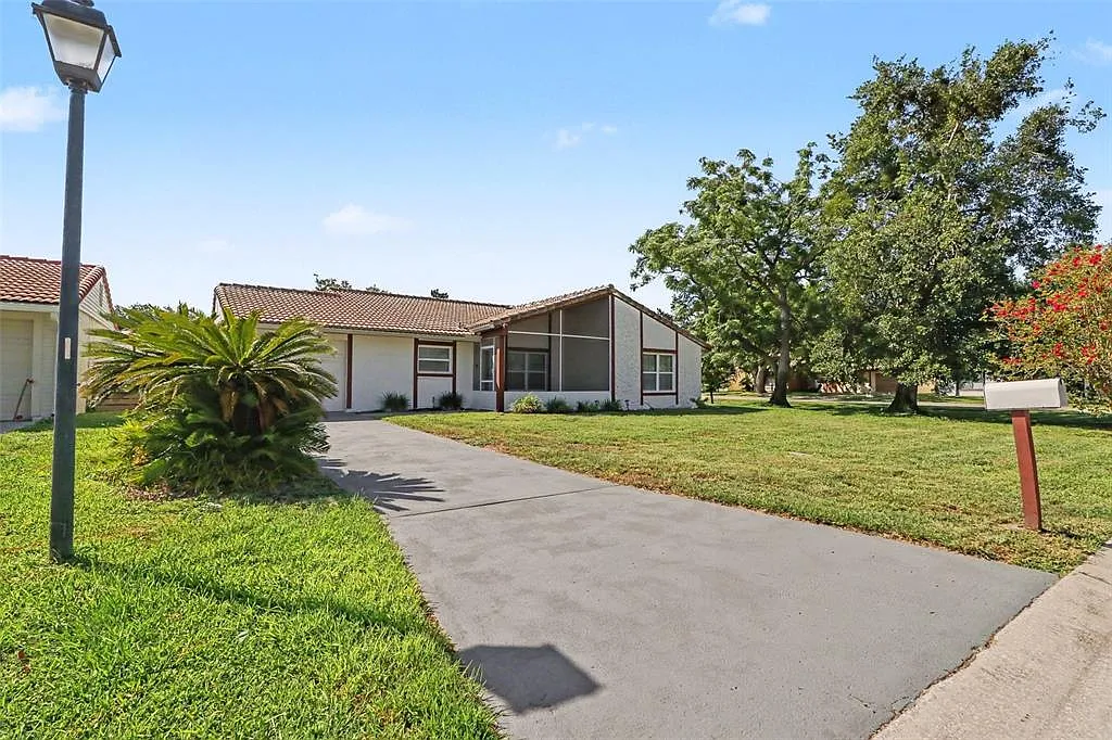 2 bed, 2.0 bath, 1554 sqft, $2,125 — Photo 3