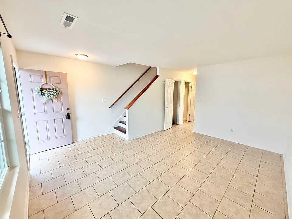 Living Room / Entry - 1st Floor
