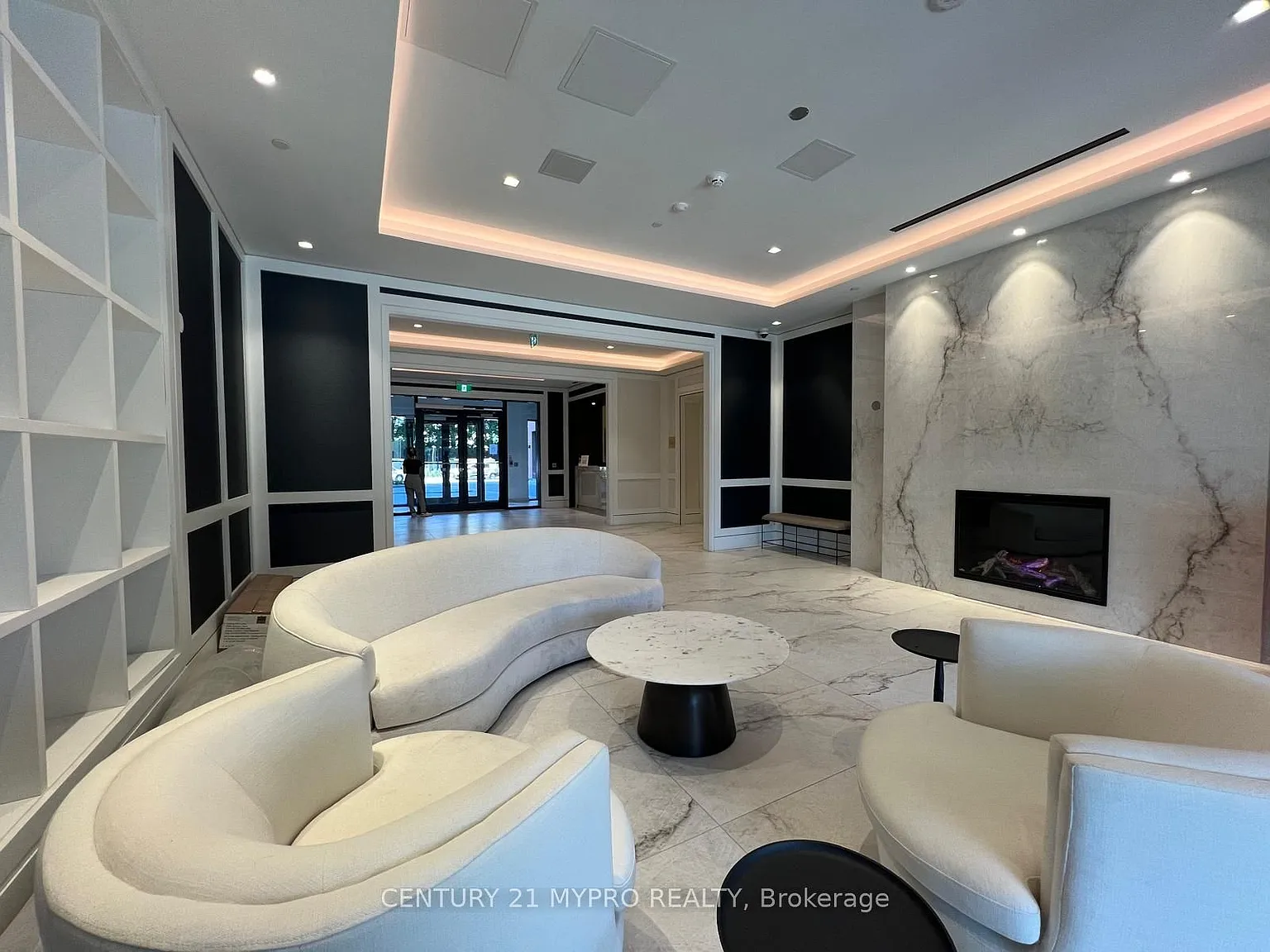 1 bed, $1,800 — Photo 3