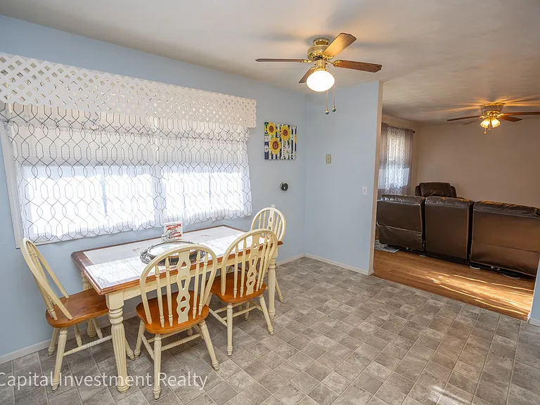 811 E Lincoln St #A — Photo 5