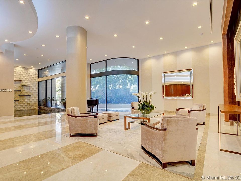 1st image of 19667 Turnberry Way APT 14L