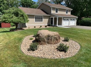 33 W Ridge Rd, Southington, CT 06489