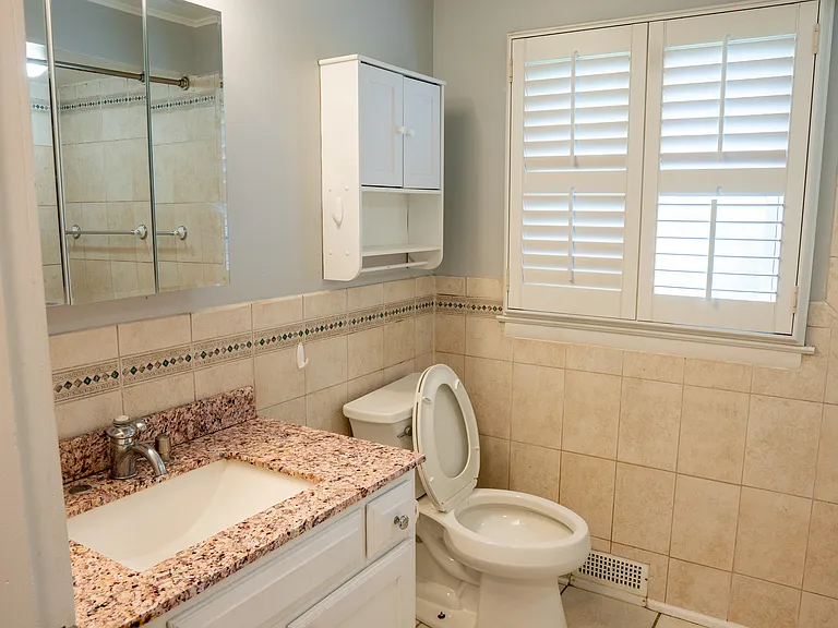 9733 Karlov Ave — Photo 31