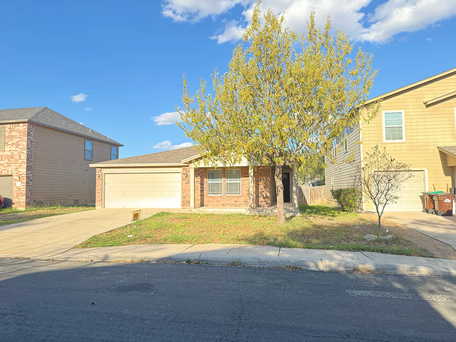 3 bed, 1431 sqft, $1,690 — Photo 4