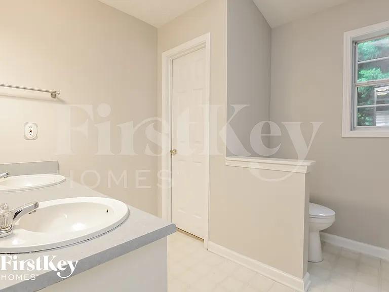 4060 Mark Todd Ct — Photo 13