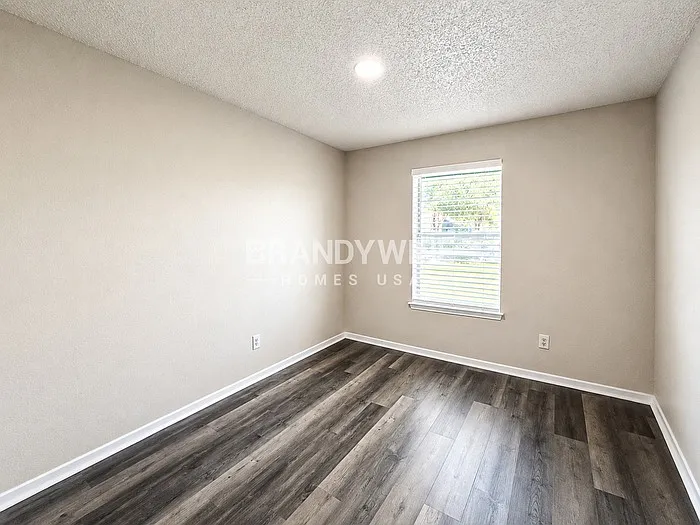 8428 Raymond Ave — Photo 18