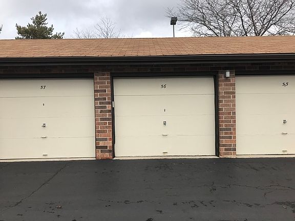 3rd image of 4940 Circle Ct APT 605