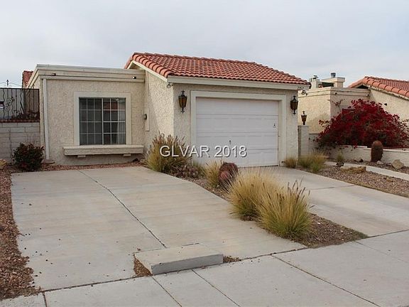 3rd image of 2257 Los Feliz St