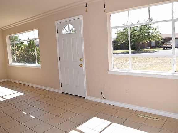 3rd image of 4306 Roosevelt Dr