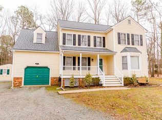 11109 Kentshire Ln, Chester, VA 23831