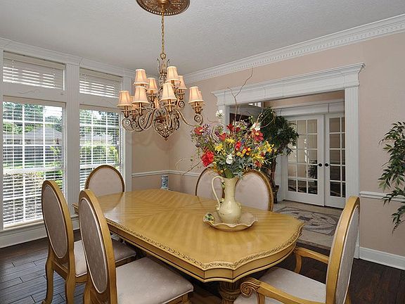 5th image of 2411 Mountain Lake Dr