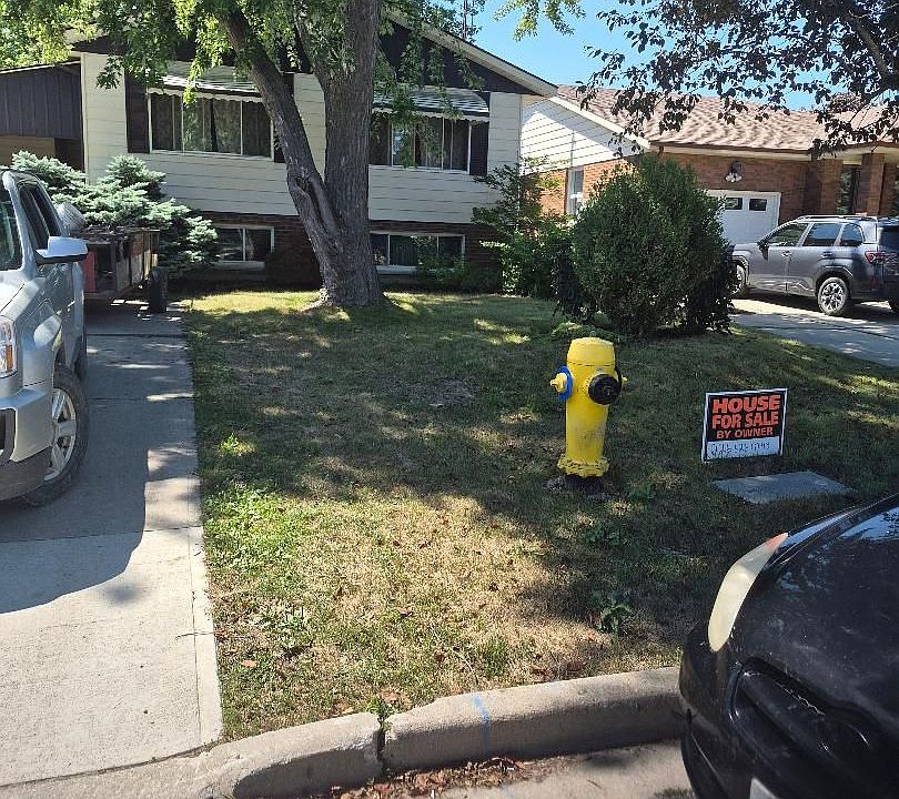 1st image of 28 Bridle Path Rd