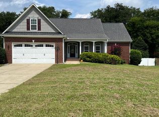 124 Hurdle Ln, Raeford, NC 28376