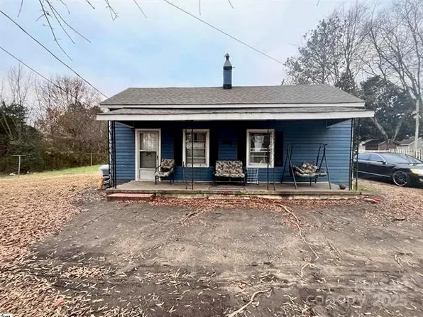 538 6th St, Chester, SC 29706