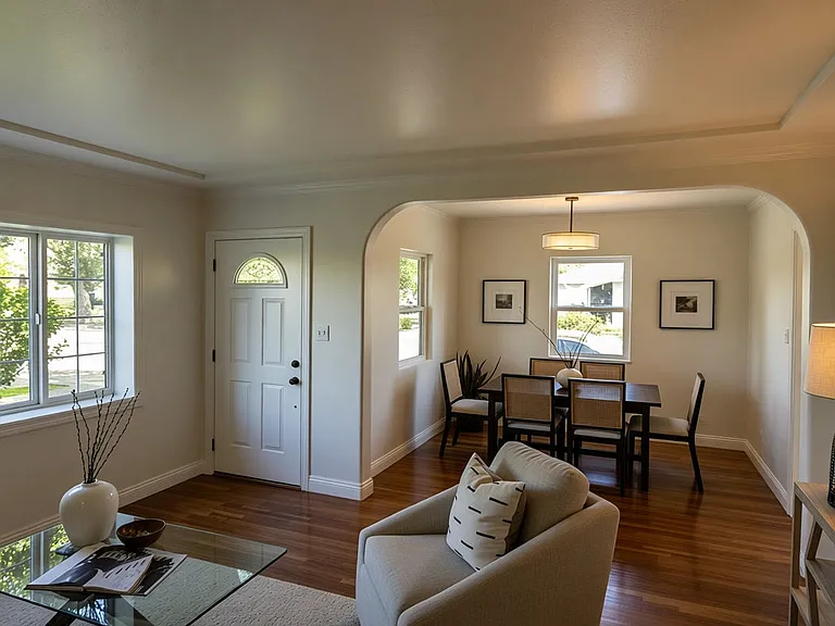 5968 Autry Ave — Photo 3