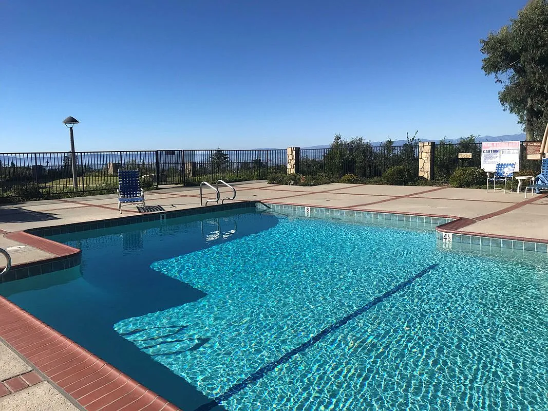 2 bed, 2.5 bath, 1140 sqft, $3,700 — Photo 1