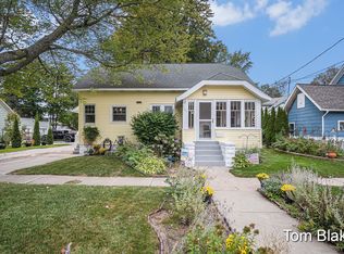 2185 Moon St, Muskegon, MI 49441