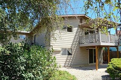 Looking toward the newer front door & large tiled entry.