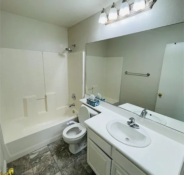 39246 Mango Bay Ln #D — Photo 21