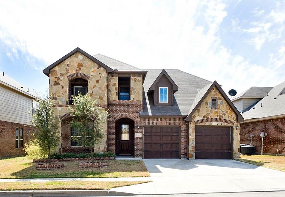 1st image of 5717 Diamond Valley Dr