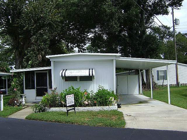 1st image of 854 E Colonial Cir