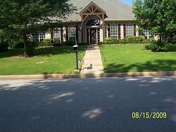 1st image of 3818 Woods Blvd