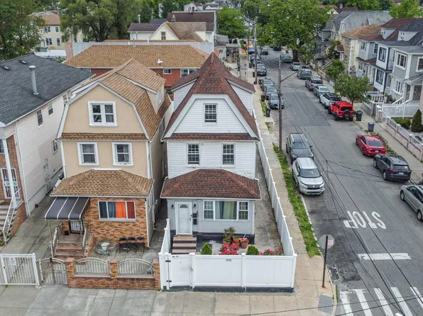 164-02 107th Avenue, Jamaica, NY 11433