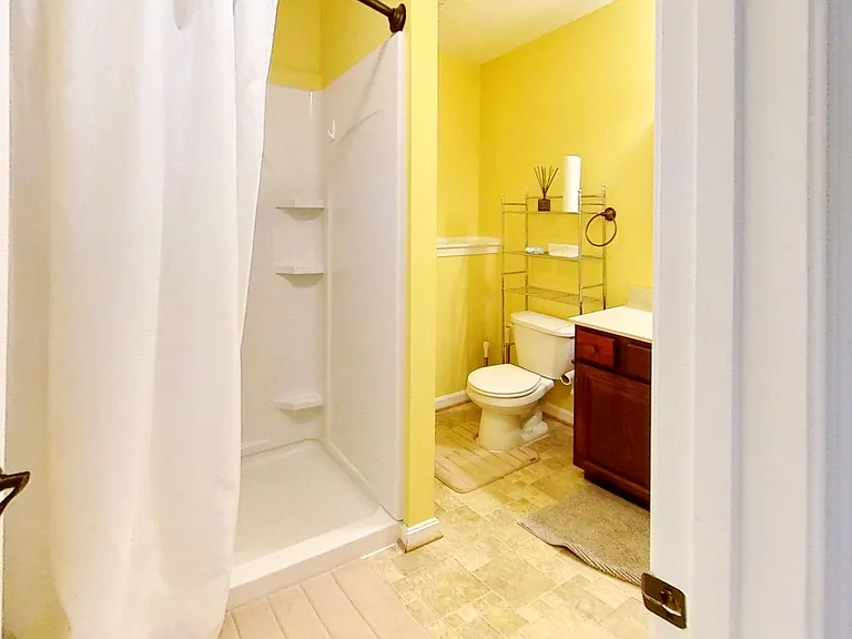 8458 Ararat Ct — Photo 11